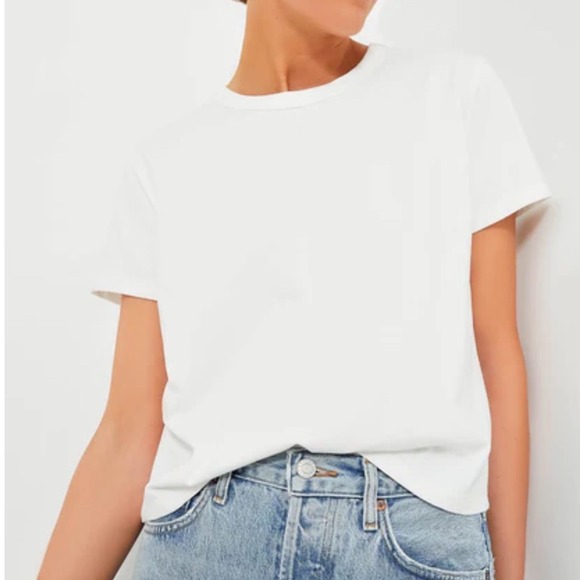 Tuckernuck Tops - Tuckernuck Presley Boyfriend White Cotton T-Shirt Crew Neck Tee Top Small READ